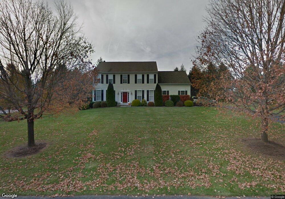 33 S Iroquois Ln, Chester Springs, PA 19425 - photo 1