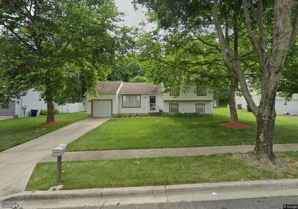 7205 Willow Hill Dr, Capitol Heights, MD 20743 - photo 1