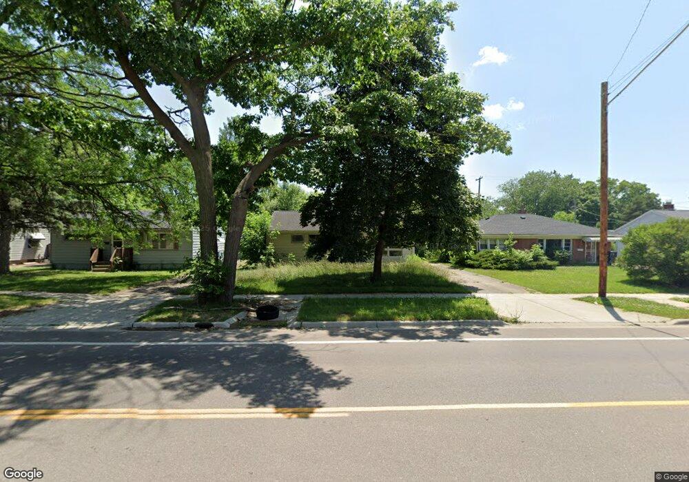 726 E Atherton Rd, Flint, MI 48507 - photo 1