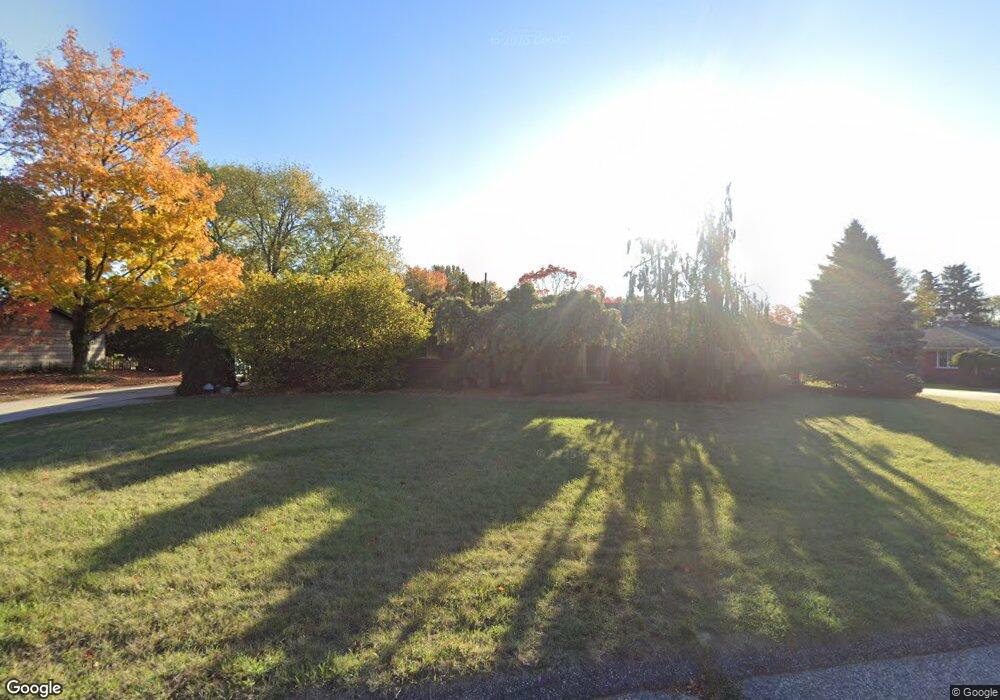 3430 W Breckenridge Ln, Bloomfield Hills, MI 48301 - photo 1