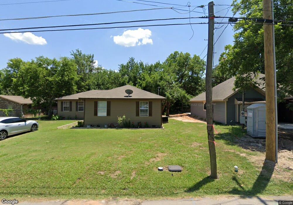 516 E 6th St, Bonham, TX 75418 - photo 1