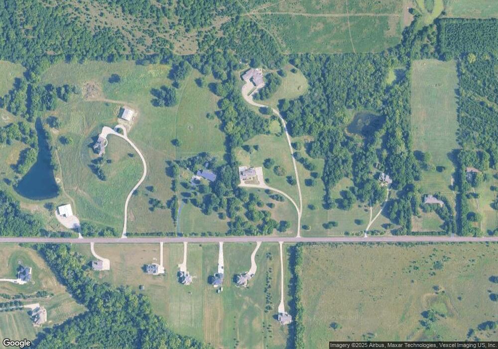 4730 SW 45th St, Topeka, KS 66610 - photo 1