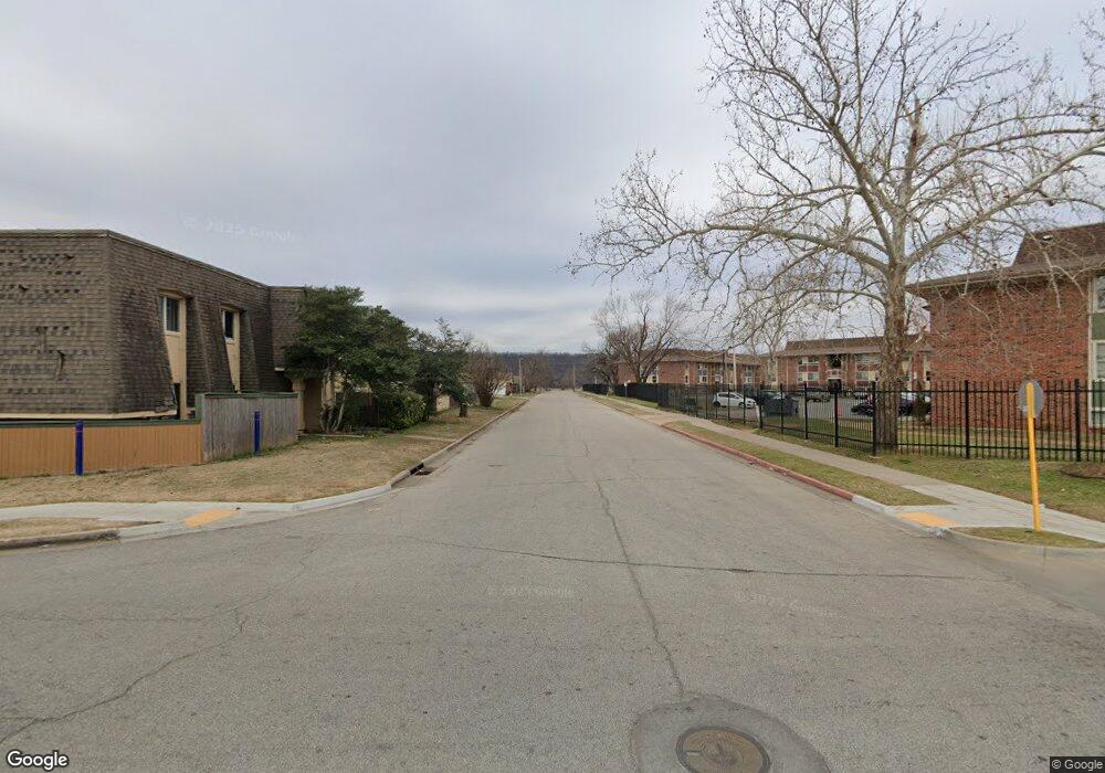 6000 S Newport Ave, Tulsa, OK 74105 - photo 1