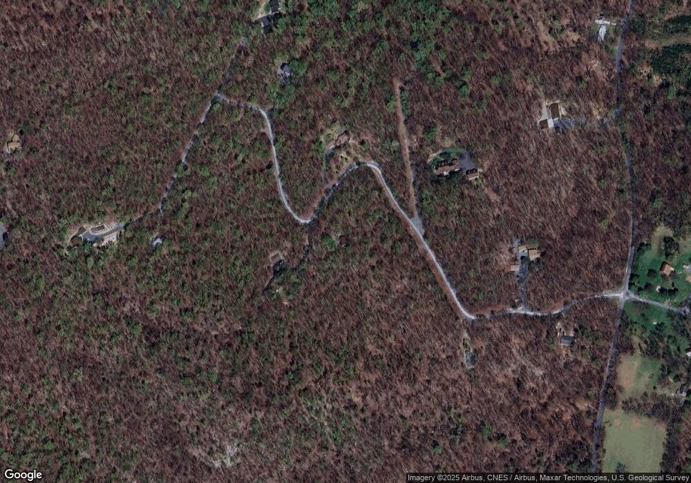 131 Sandstone Ln, Berkeley Springs, WV 25411 - photo 1