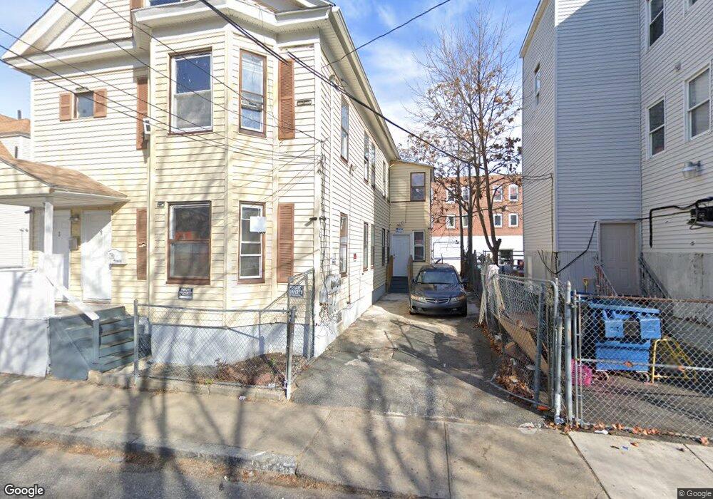 13 Elizabeth St, Lawrence, MA 01841 - photo 1