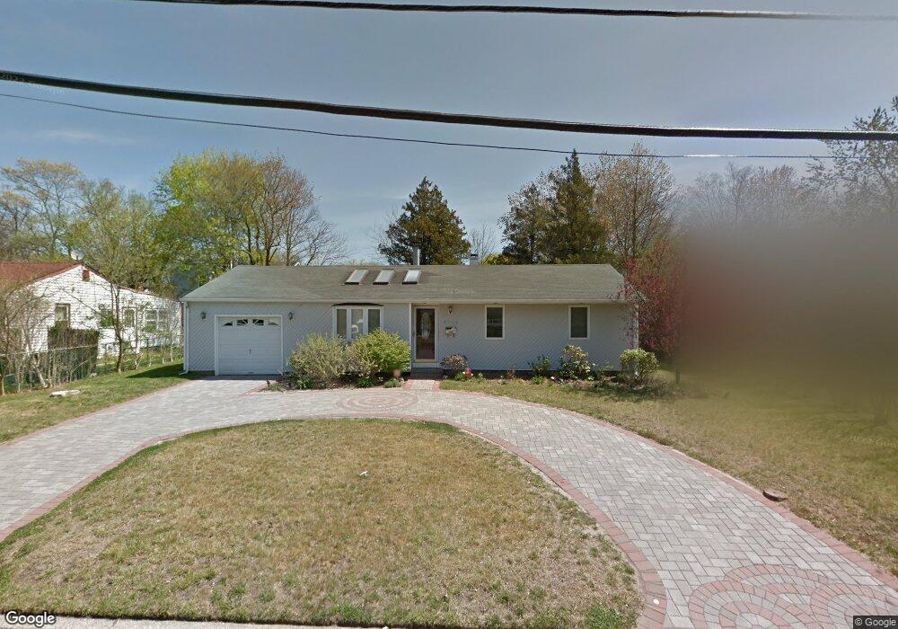 2703 Eagle Ave, Medford, NY 11763 - photo 1