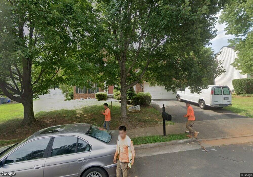 348 Singleton Cir, Warrenton, VA 20186 - photo 1