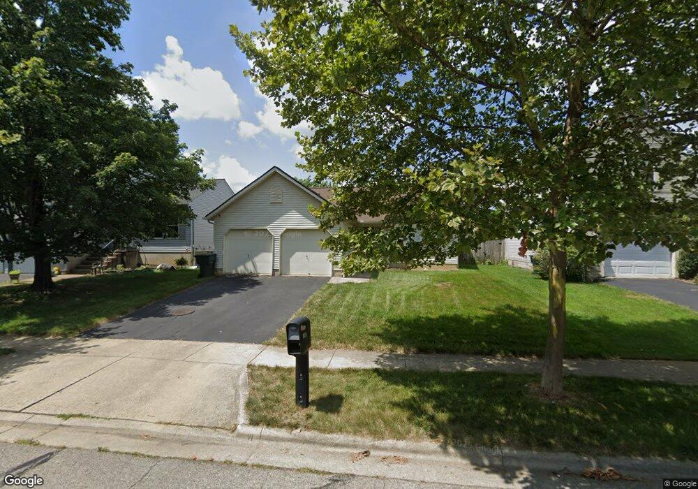 1567 Autumn Village Dr, Columbus, OH 43223 - photo 1