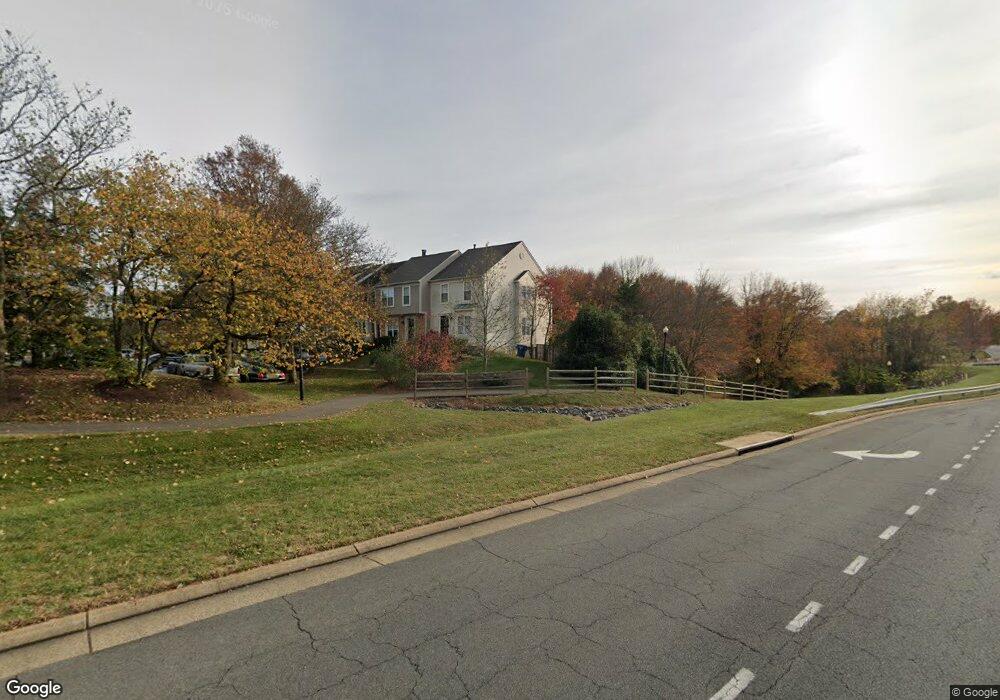 20833 Sandstone Square, Sterling, VA 20165 - photo 1