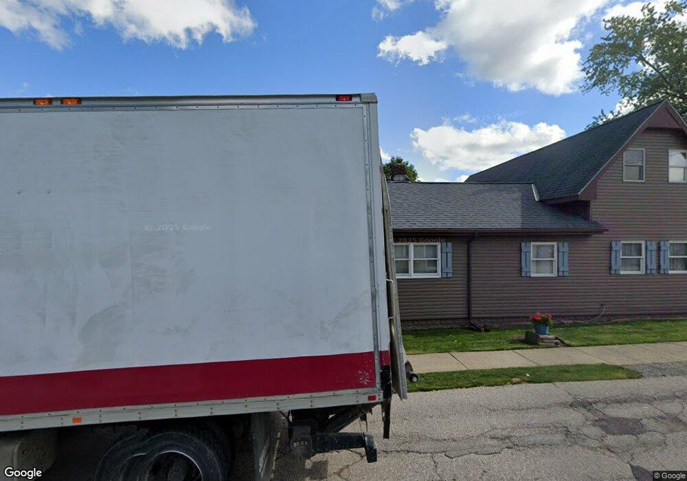 4402 E Lake Rd, Sheffield Lake, OH 44054 - photo 1