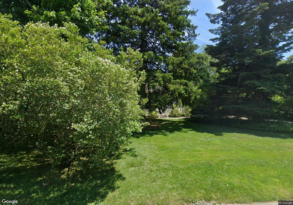 237 Mcconnell Ave, Bayport, NY 11705 - photo 1