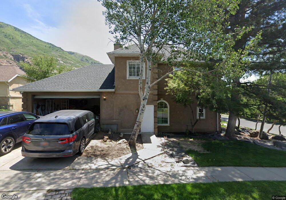 2268 E Oak Leaf Way, Sandy, UT 84092 - photo 1