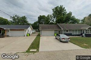 400 E Wall St, Moweaqua, IL 62550