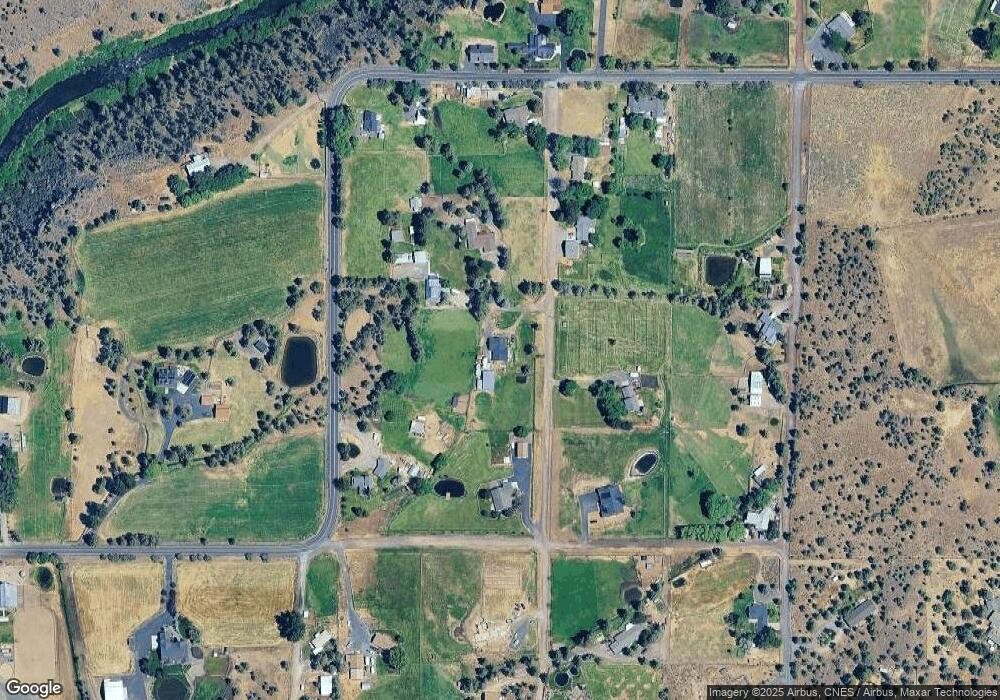 1385 NW 57th St, Redmond, OR 97756 - photo 1