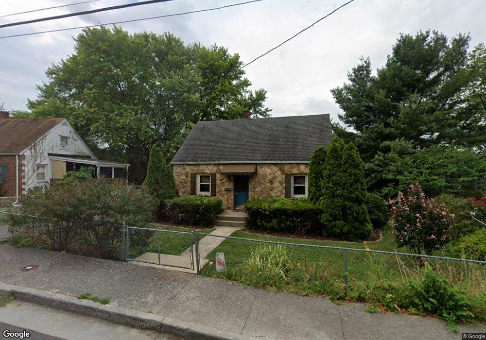 358 W 10th St, Front Royal, VA 22630 - photo 1