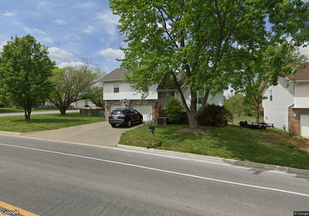 1263 Butterfield Dr, Nixa, MO 65714 - photo 1