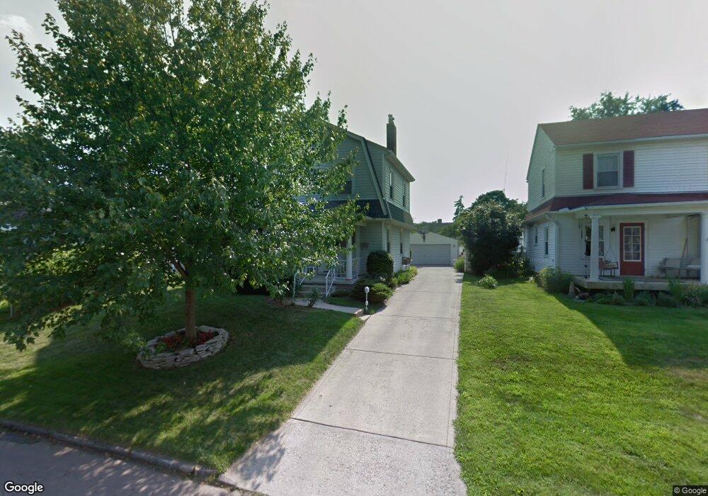 143 S Algonquin Ave, Columbus, OH 43204 - photo 1