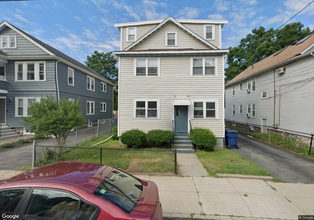 89-91 Wellsmere Rd unit 3, Boston, MA 02131 - photo 1