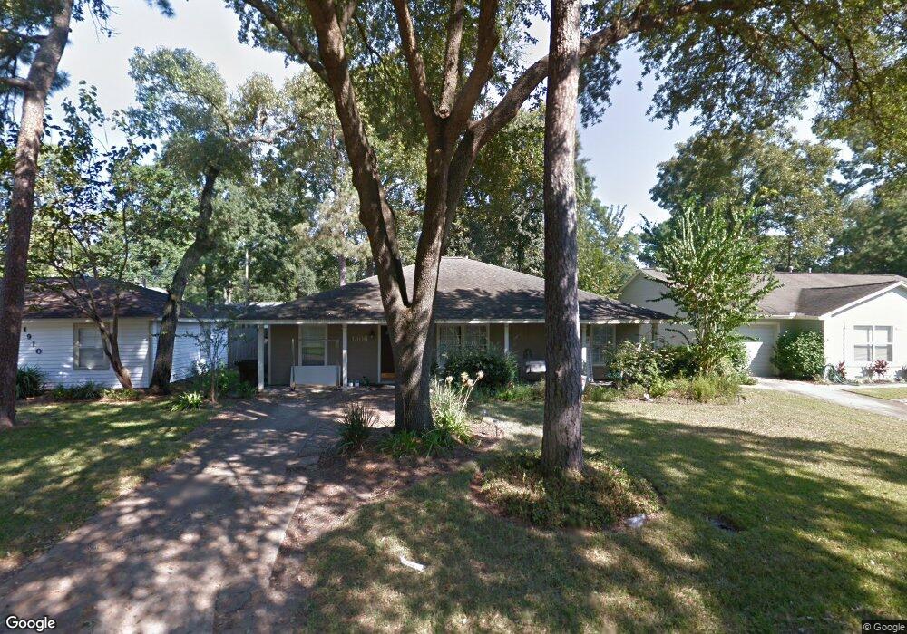 1906 Woodcrest Dr, Houston, TX 77018 - photo 1
