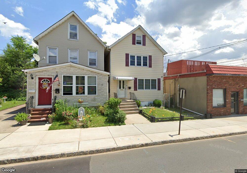 298 Pershing Ave, Carteret, NJ 07008 - photo 1