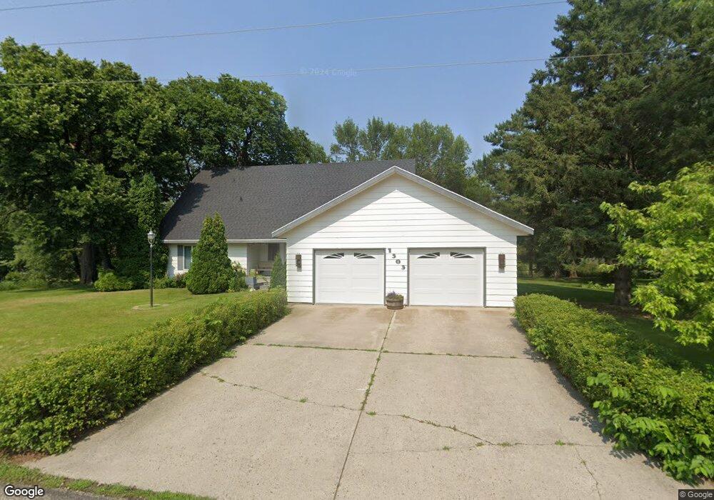 1503 9th Ave SE, Jamestown, ND 58401 - photo 1