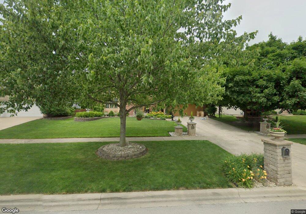 2019 Wicklow Rd, Naperville, IL 60564 - photo 1