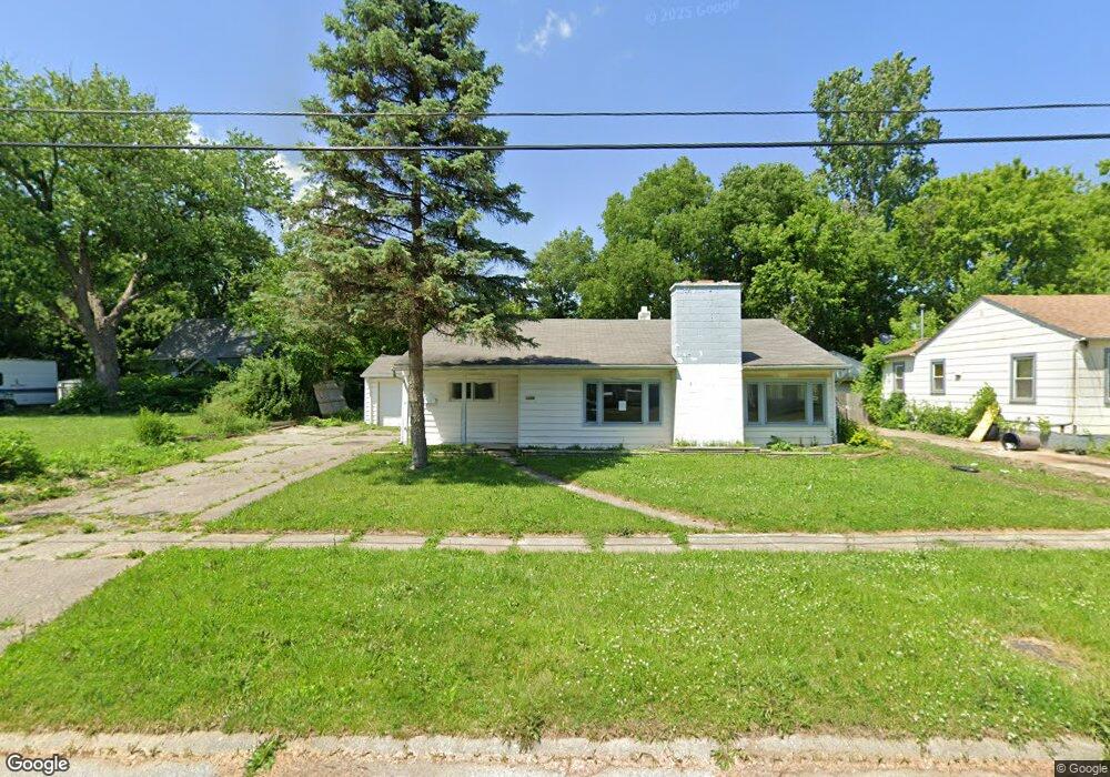 1306 Waldman Ave, Flint, MI 48507 - photo 1