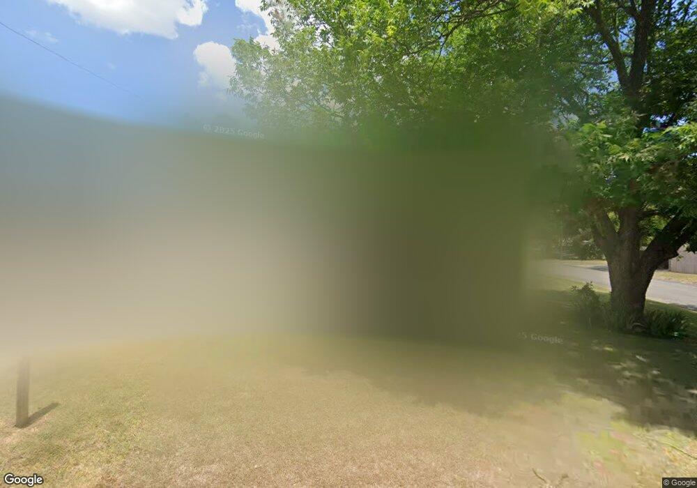 1423 Roy St, Gainesville, TX 76240 - photo 1