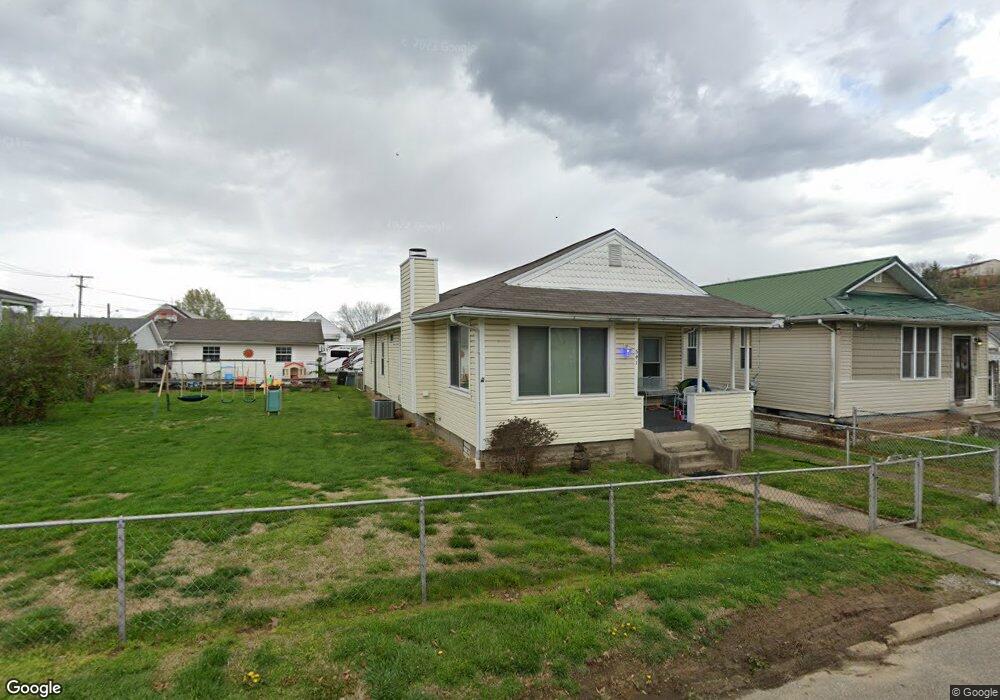 541 19th St, Dunbar, WV 25064 - photo 1