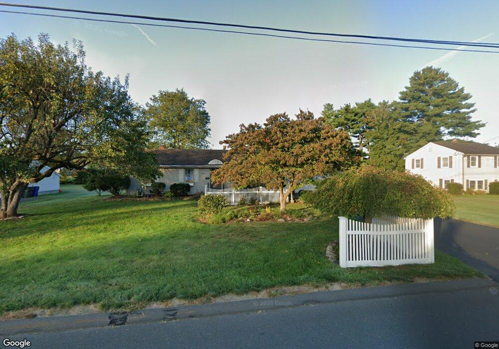 18 Stark Dr, East Granby, CT 06026 - photo 1