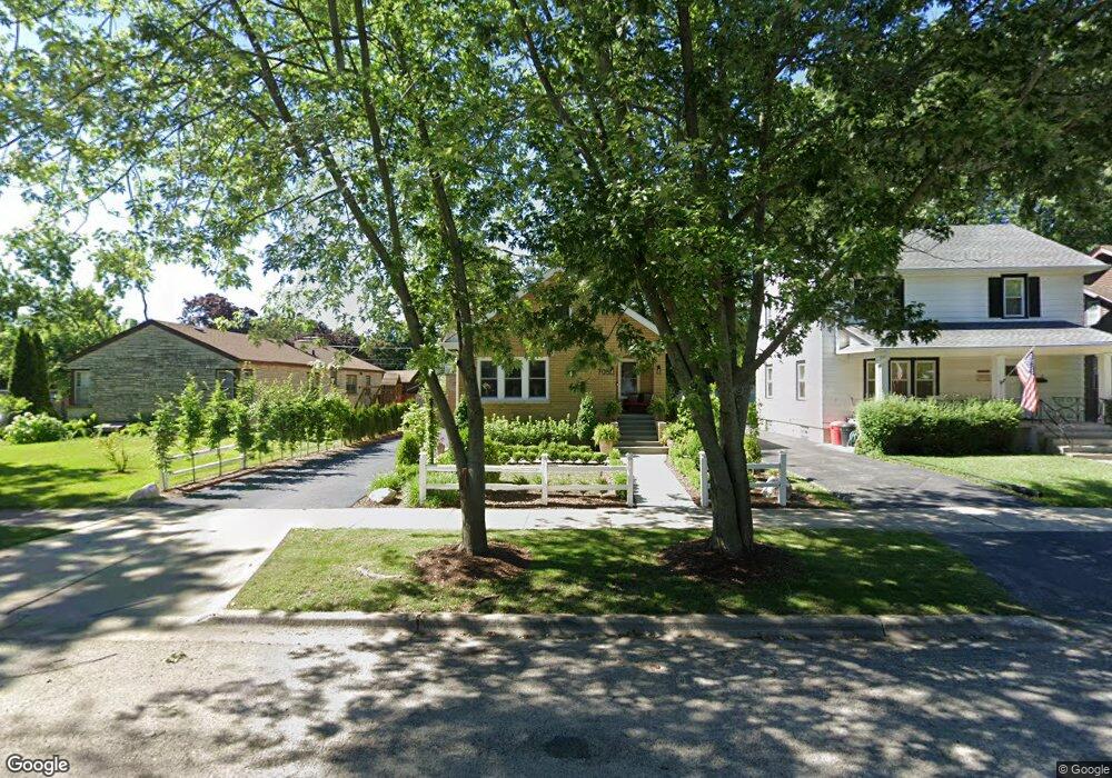 705 W Keith Ave, Waukegan, IL 60085 - photo 1