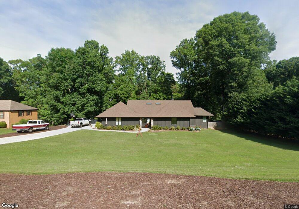 143 Woodlake Dr unit 13, Gainesville, GA 30506 - photo 1