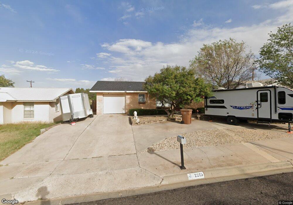 2215 Lynn Dr, Big Spring, TX 79720 - photo 1