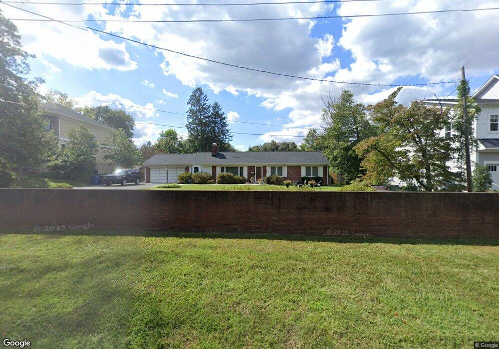 2042 Great Falls St, Falls Church, VA 22043 - photo 1