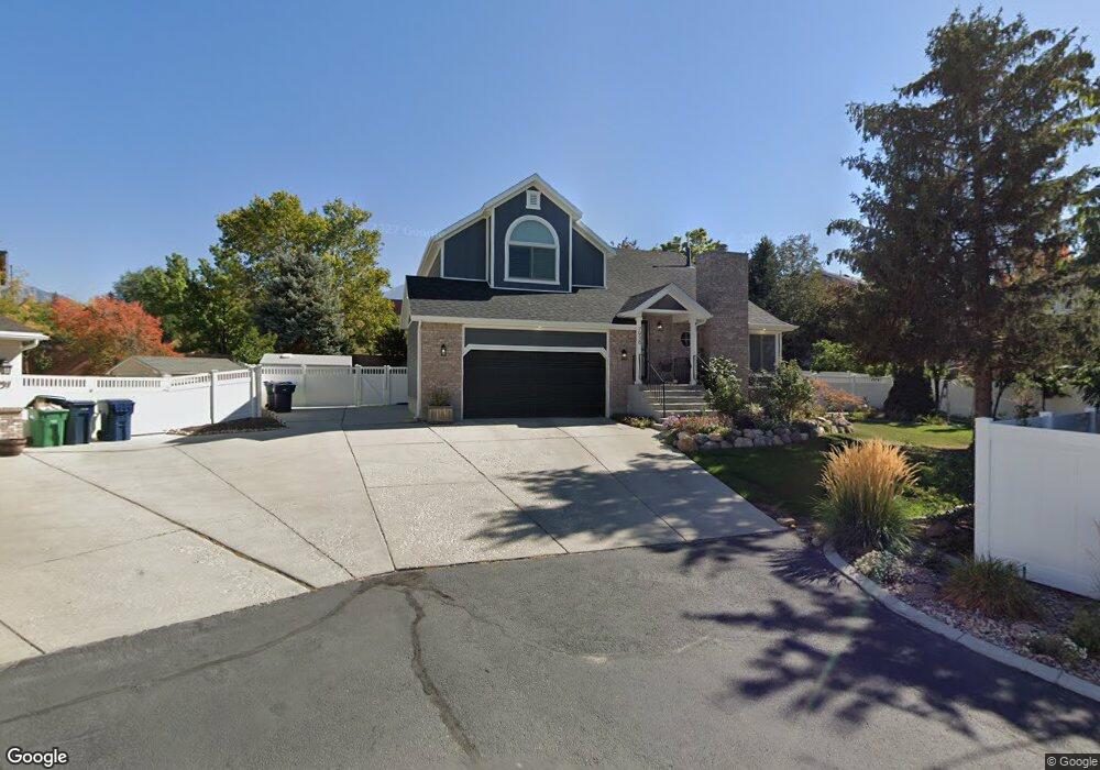 7939 Twelve Pines Dr, Sandy, UT 84094 - photo 1