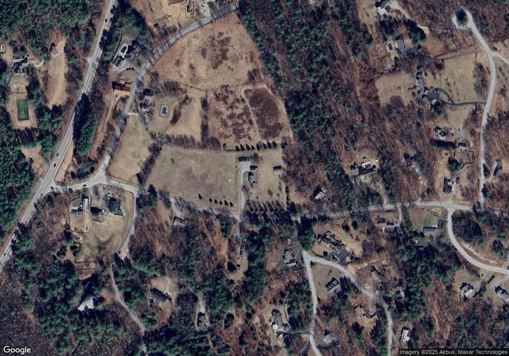 10 Walnut Hill Rd, Amherst, NH 03031 - photo 1