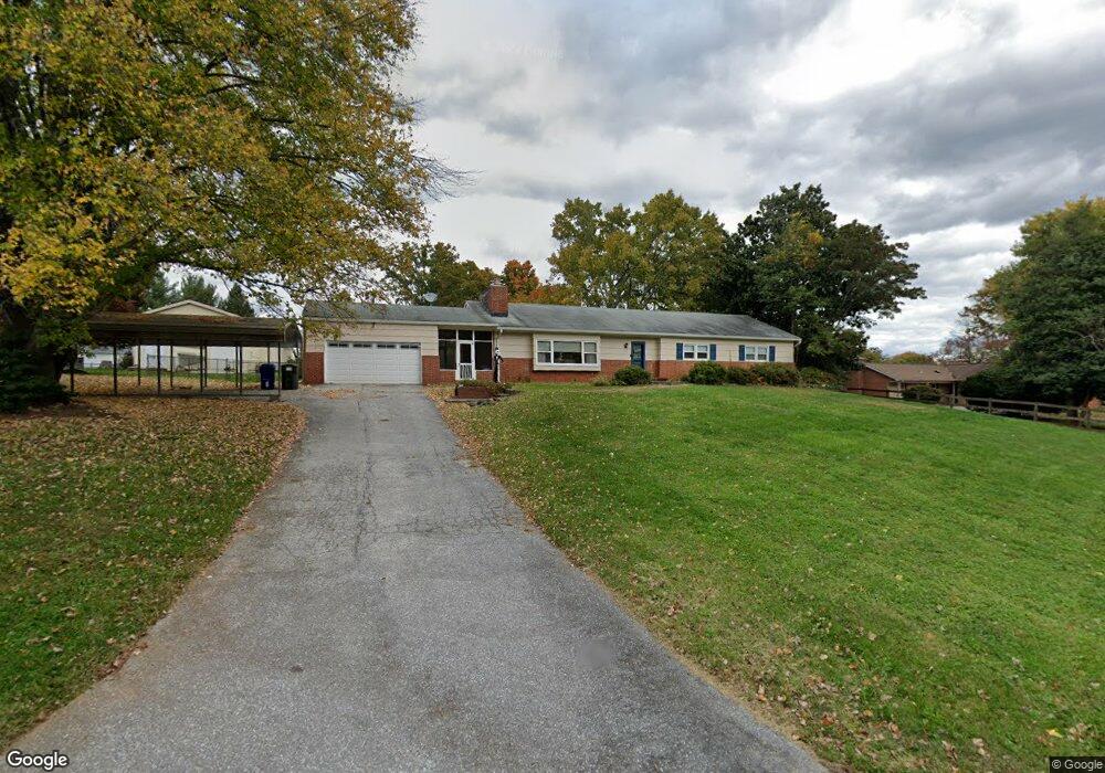 6601 Carroll Highlands Rd, Sykesville, MD 21784 - photo 1