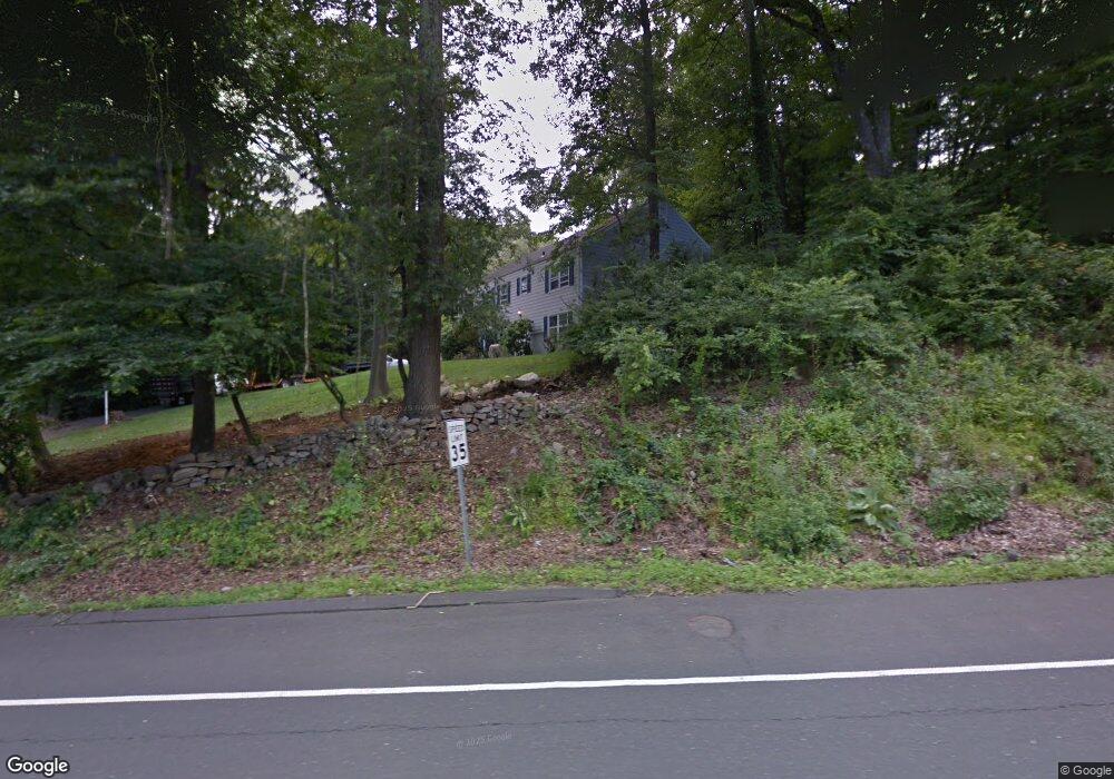 215 Wilton Rd, Westport, CT 06880 - photo 1