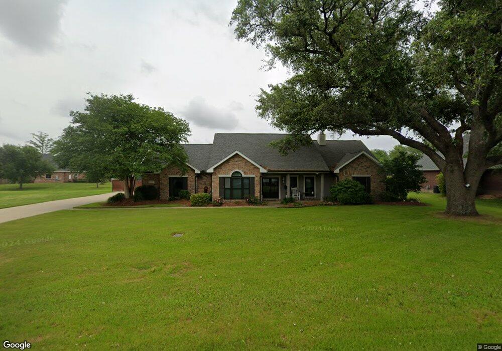5464 Moulin Rouge Dr, Lake Charles, LA 70605 - photo 1