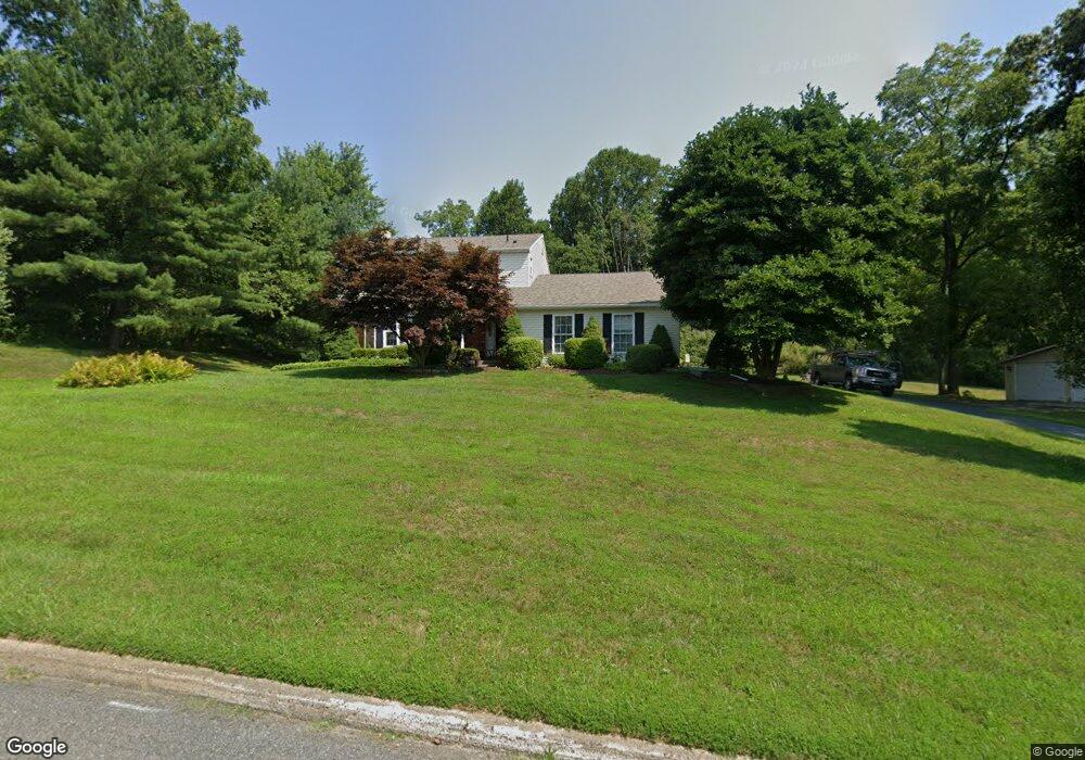 5542 Nina Cir, Coopersburg, PA 18036 - photo 1