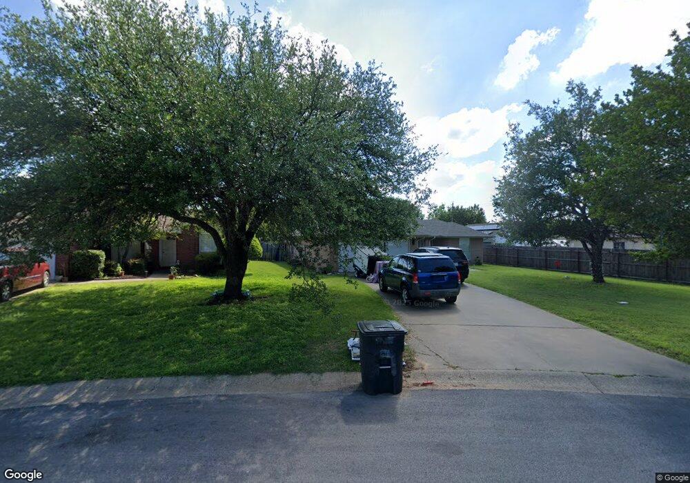 202 Willana Ct, Cleburne, TX 76033 - photo 1