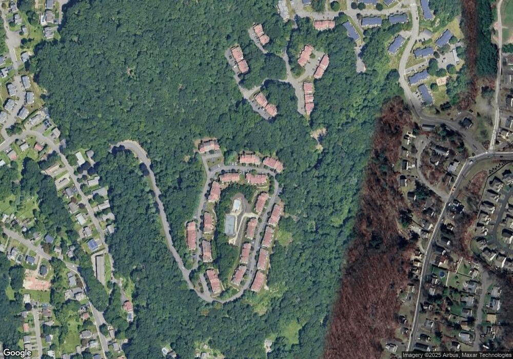 58 Kingswood Dr, Bethel, CT 06801 - photo 1