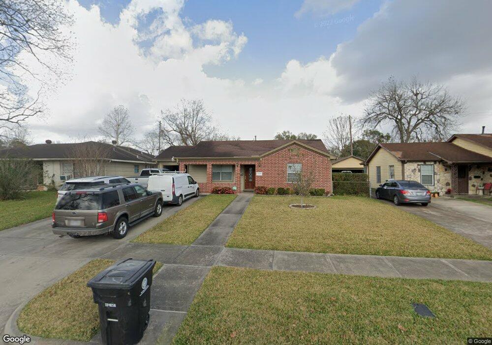 7643 Oak Vista St, Houston, TX 77087 - photo 1