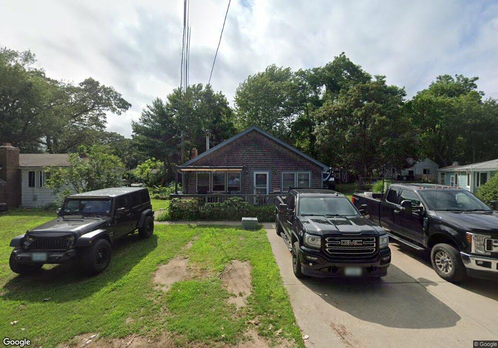 176 Namquid Dr, Warwick, RI 02888 - photo 1