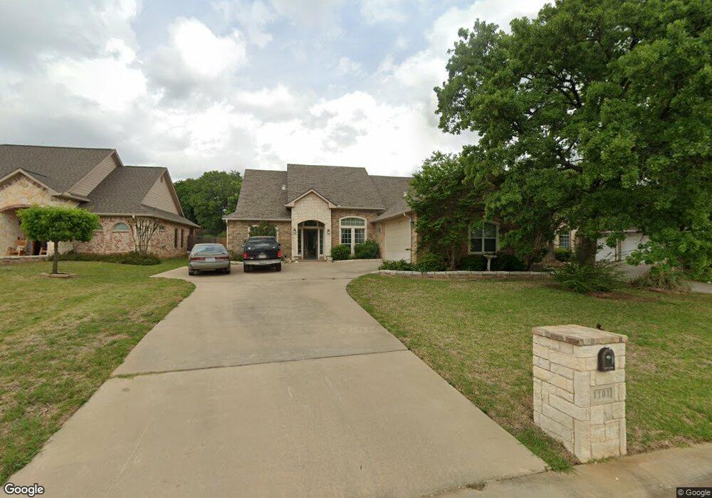1101 Little Creek Dr, Denison, TX 75020 - photo 1