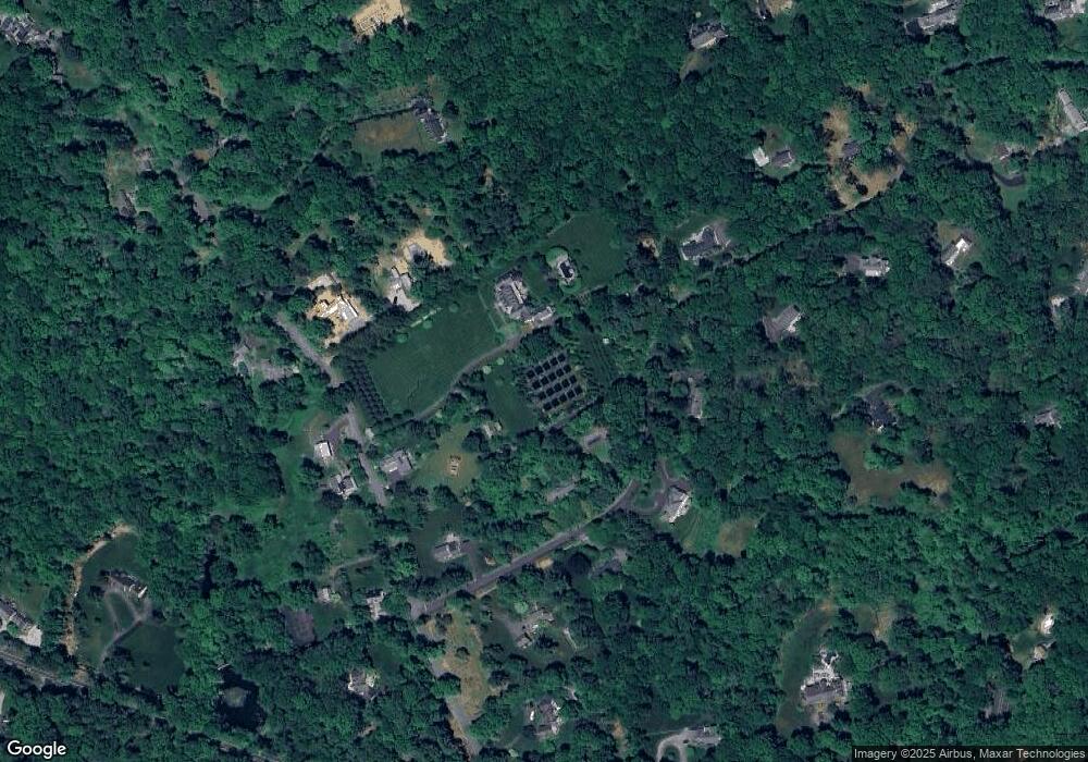 76 Jonathan Rd, New Canaan, CT 06840 - photo 1