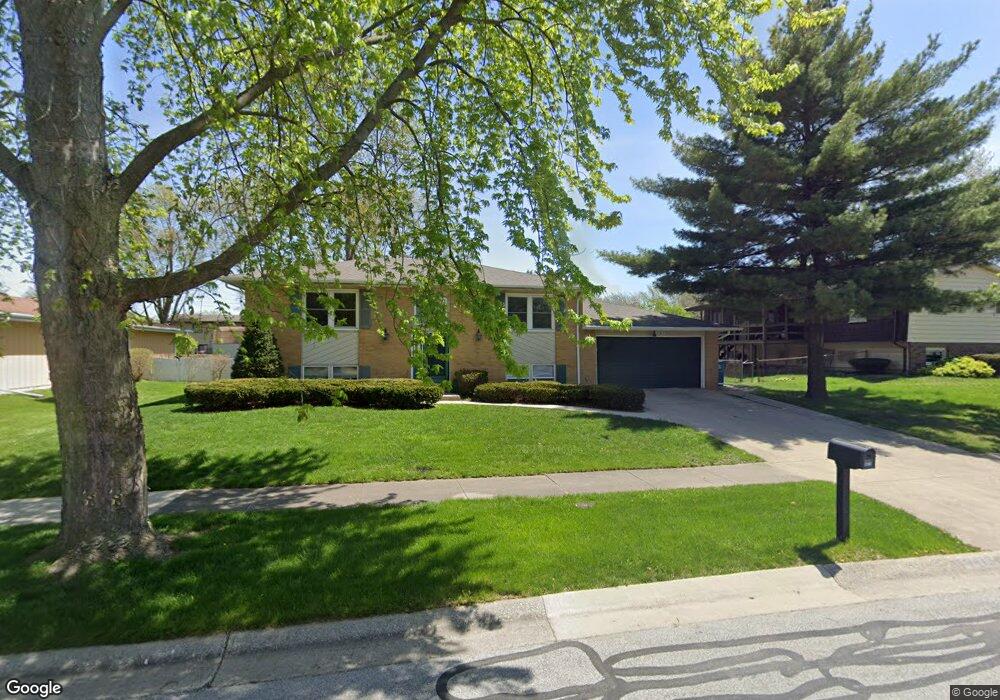 9473 Roosevelt St, Crown Point, IN 46307 - photo 1