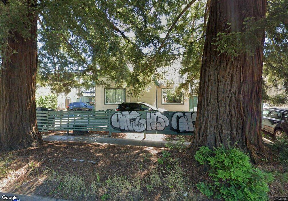 1661 Hilyard St, Eugene, OR 97401 - photo 1