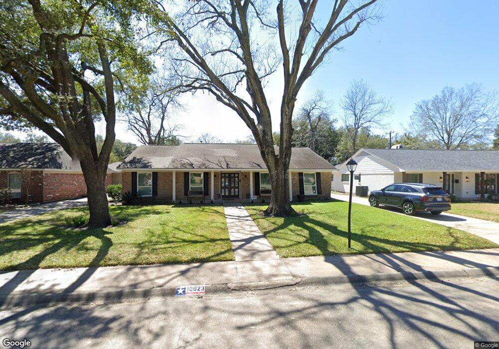 10023 Wickersham Ln, Houston, TX 77042 - photo 1