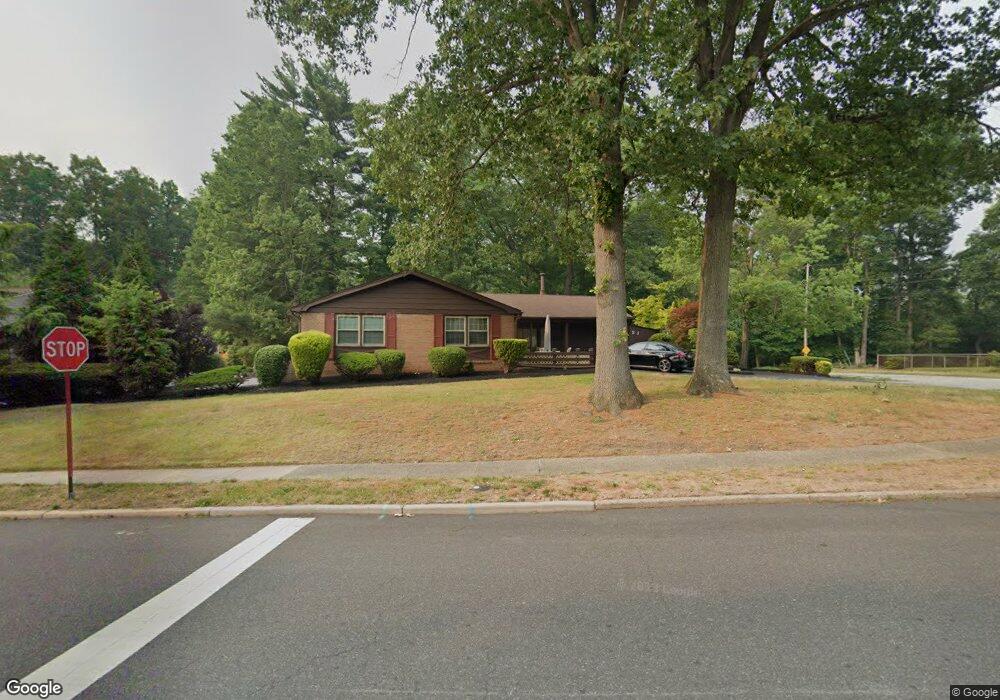 321 Whitman Dr, Blackwood, NJ 08012 - photo 1